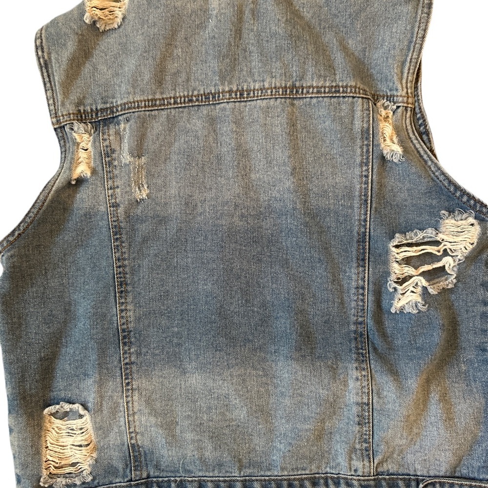 Almost Famous Distressed Jean Jacket Women’s Size X Small - Picture 3 of 11
